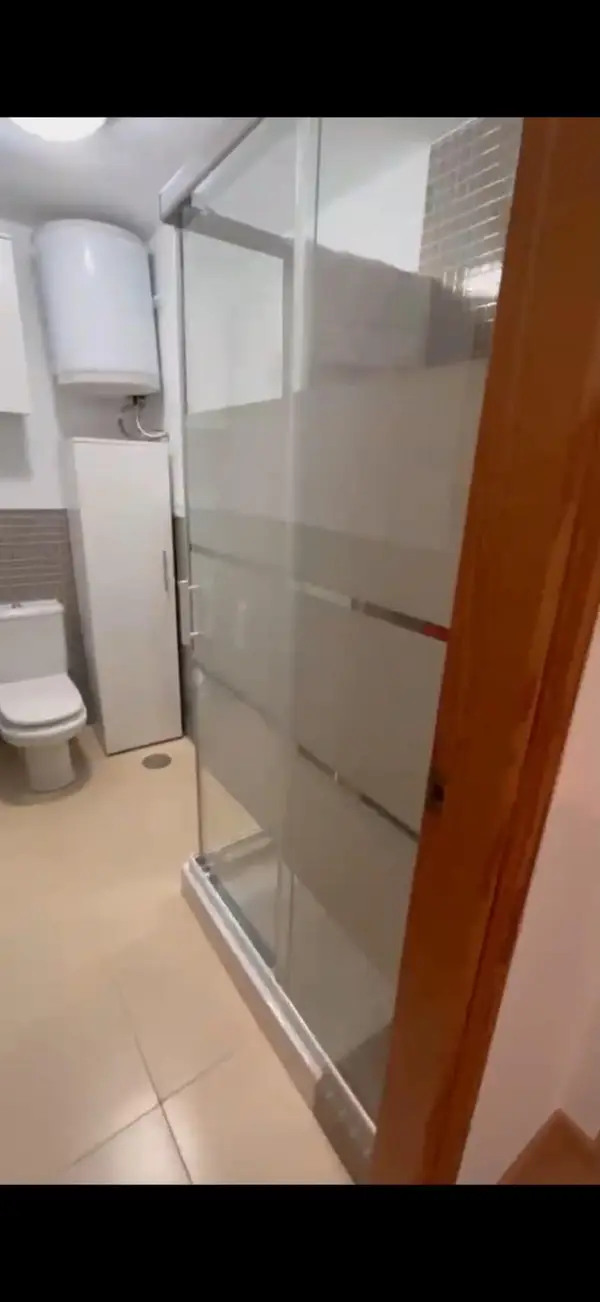 Penthouse with 2 bedrooms in Torrevieja, Alicante, €127,000 — photo 4