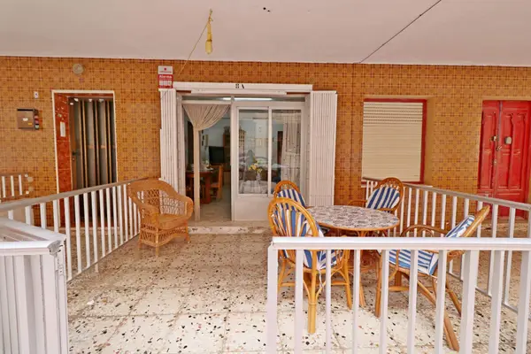 Apartment with 3 bedrooms in Torrevieja, Alicante, €168,000 — photo 3