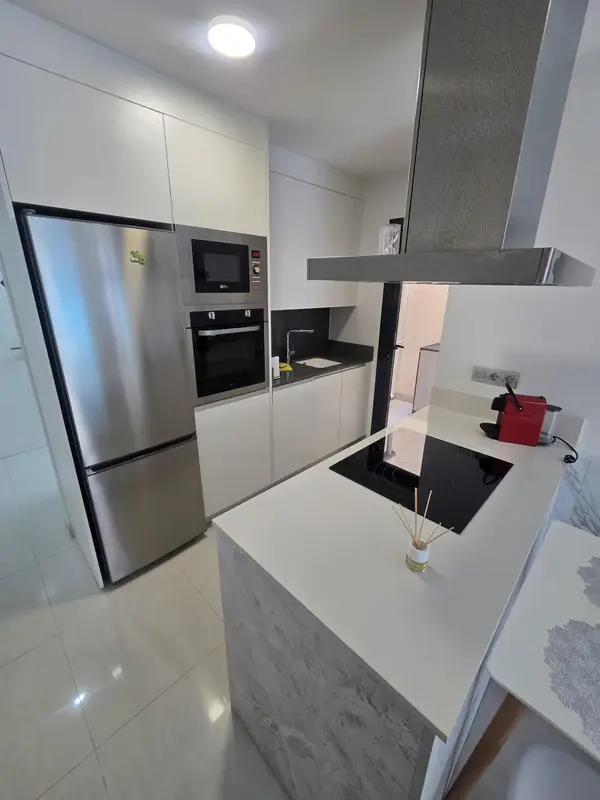 Apartment with 2 bedrooms in Torrevieja, Alicante, €199,900 — photo 4
