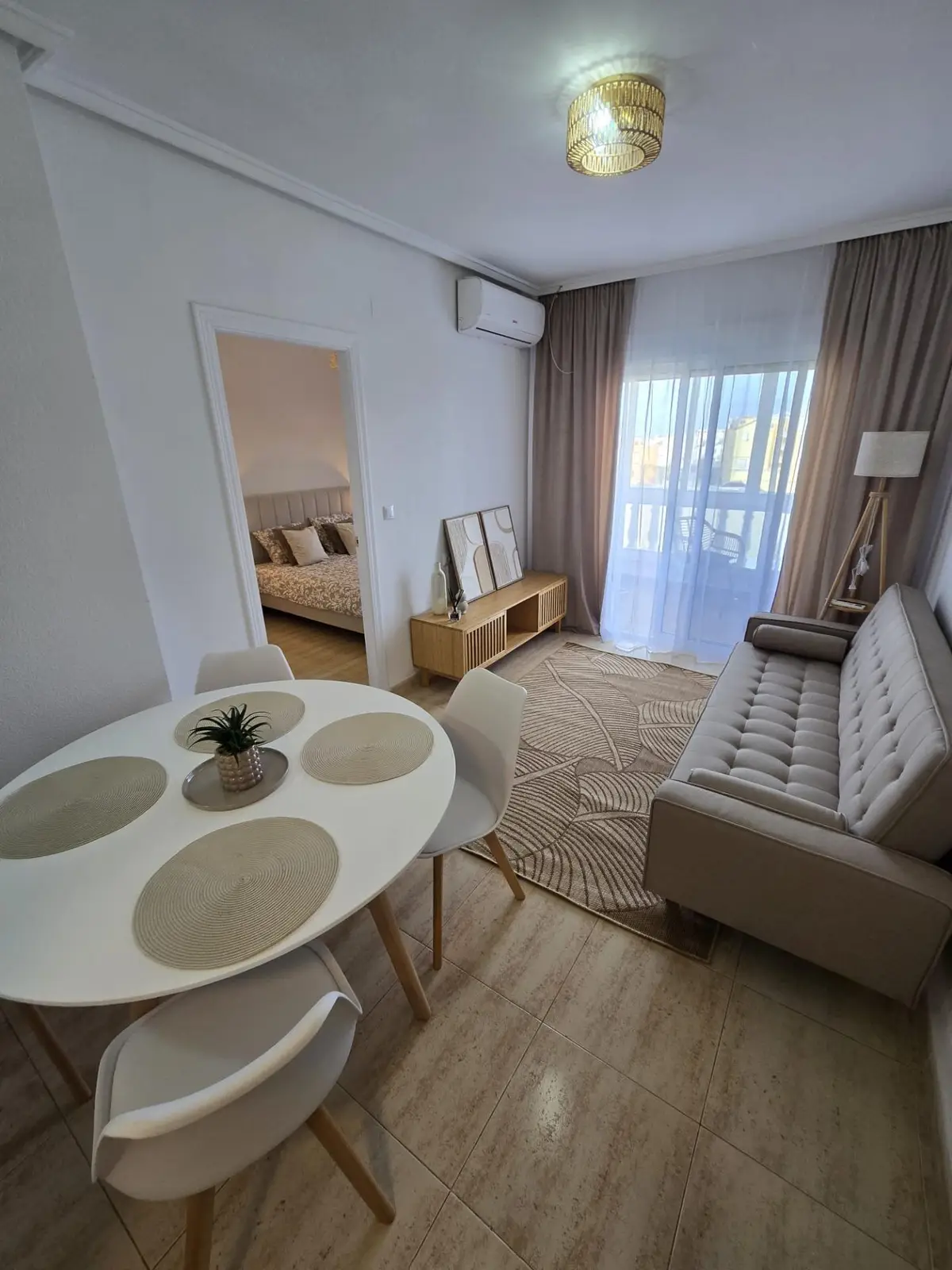 Apartment with 1 bedroom in Torrevieja, Alicante, €183,000
