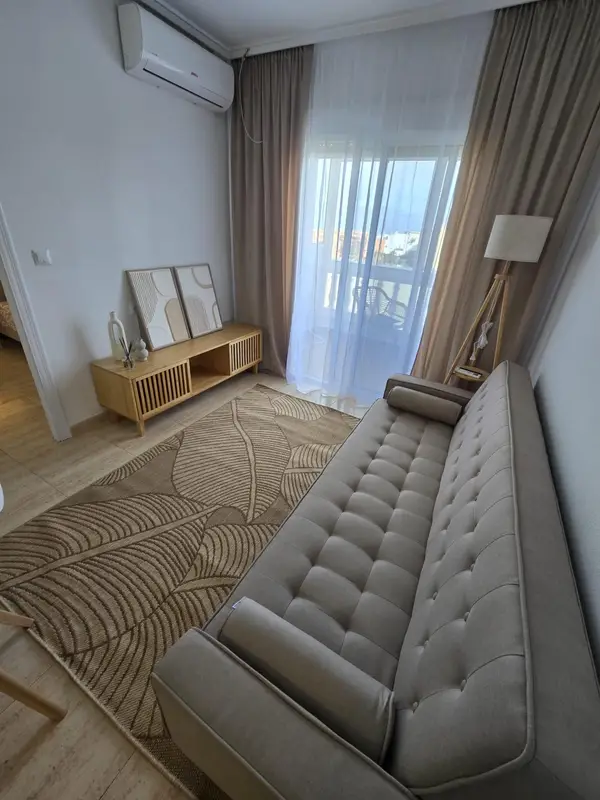 Apartment with 1 bedroom in Torrevieja, Alicante, €183,000 — photo 2