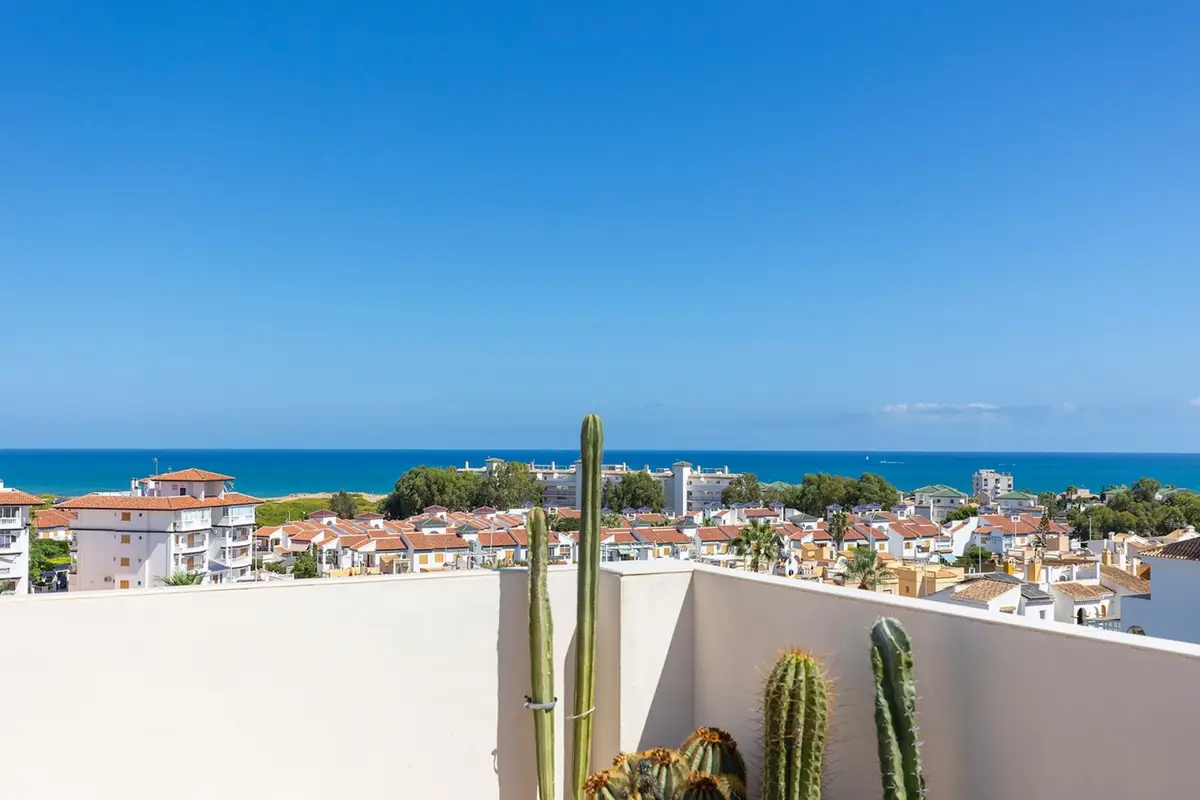Apartment with 1 bedroom in La Mata, Alicante, €179,500