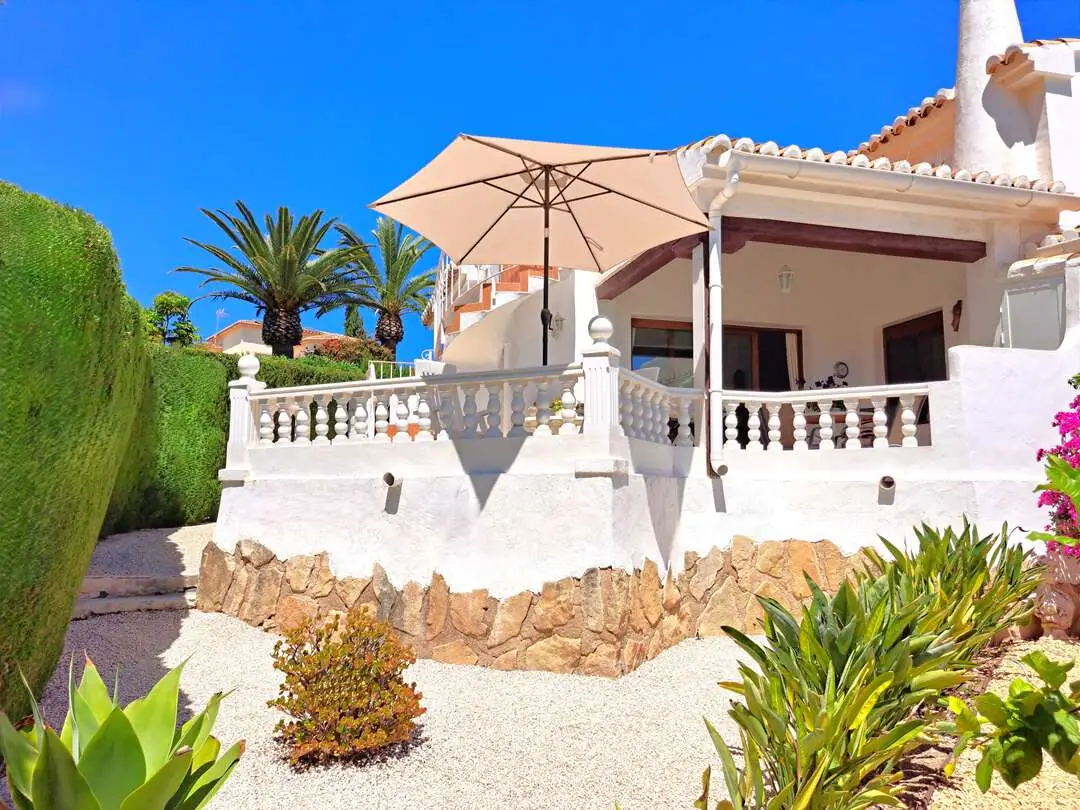 Townhouse with 2 bedrooms in Moraira, Alicante, €465,000