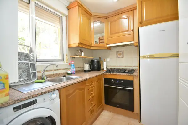 Townhouse with 2 bedrooms in Guardamar del Segura, Alicante, €205,000 — photo 4