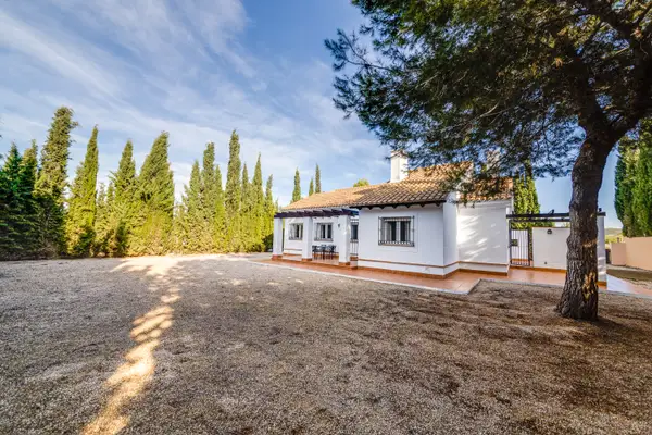 Detached with 3 bedrooms in Fuente Alamo, Murcia, €320,000 — photo 2
