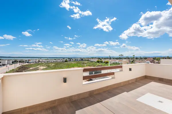 Detached with 3 bedrooms in Ciudad Quesada, Alicante, €579,000 — photo 2