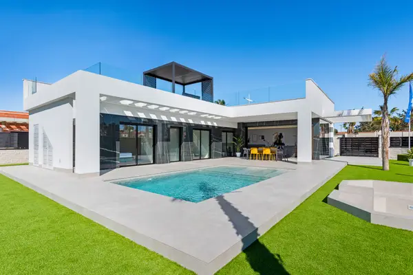 Detached with 3 bedrooms in La Finca Golf, Alicante, €670,000 — photo 3