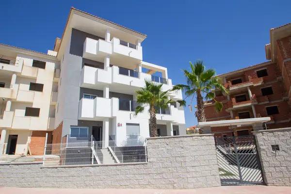 Apartment with 2 bedrooms in Orihuela, Alicante, €283,000 — photo 2