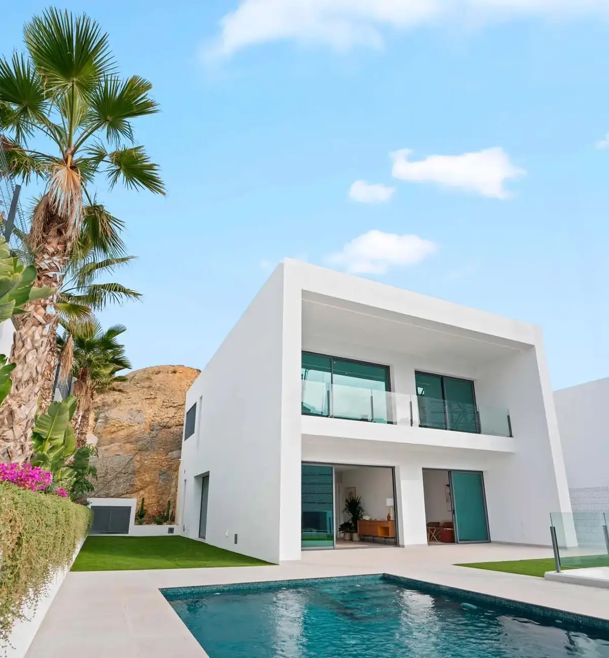 Villa with 3 bedrooms in Benidorm, Alicante, €1,237,000
