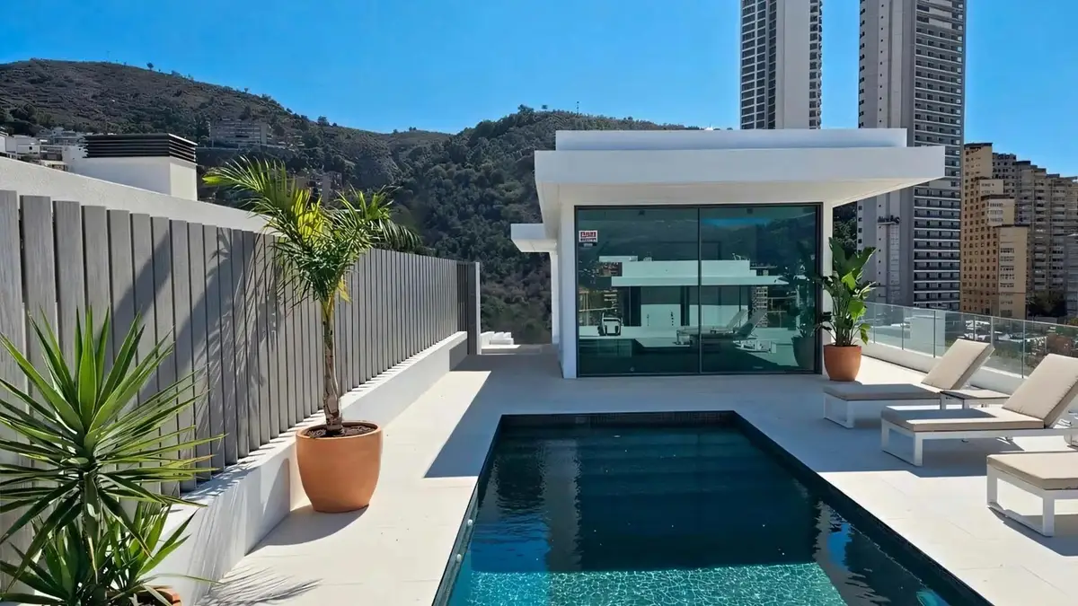 Villa with 3 bedrooms in Benidorm, Alicante, €1,160,000