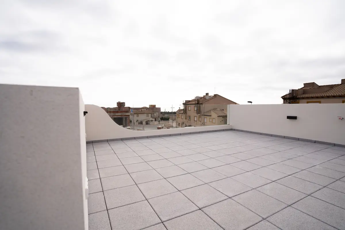 Bungalow with 2 bedrooms in Pilar de la Horadada, Alicante, €355,000