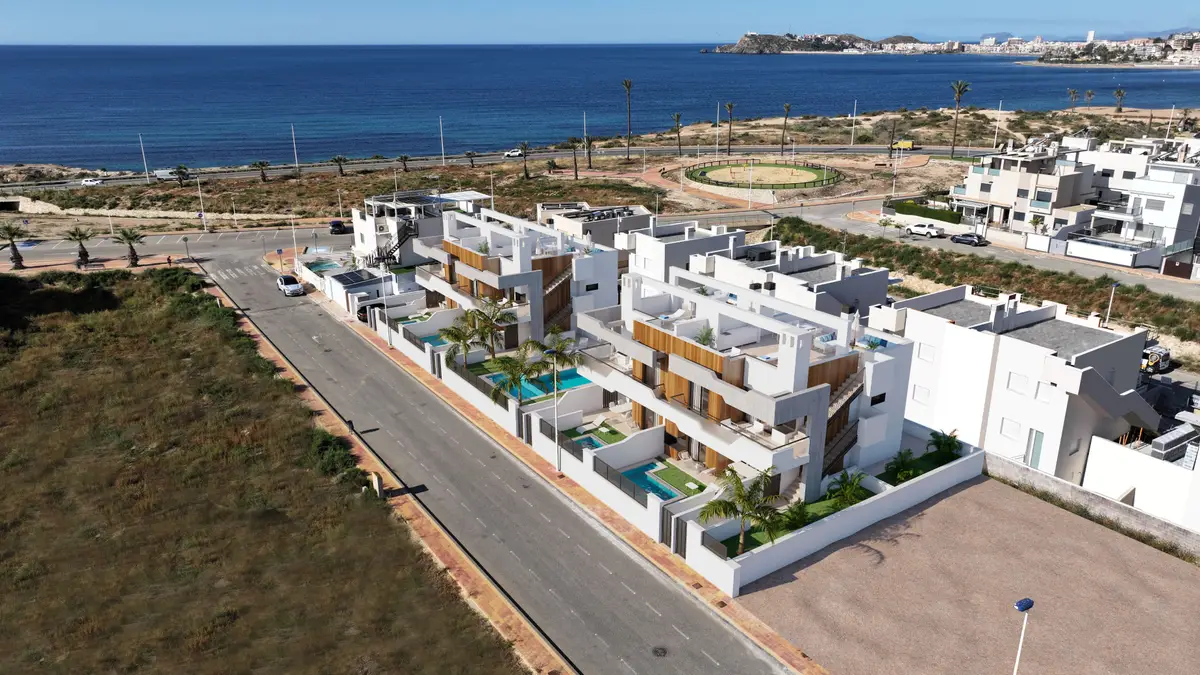 Bungalow with 2 bedrooms in Mazarrón, Murcia, €320,456