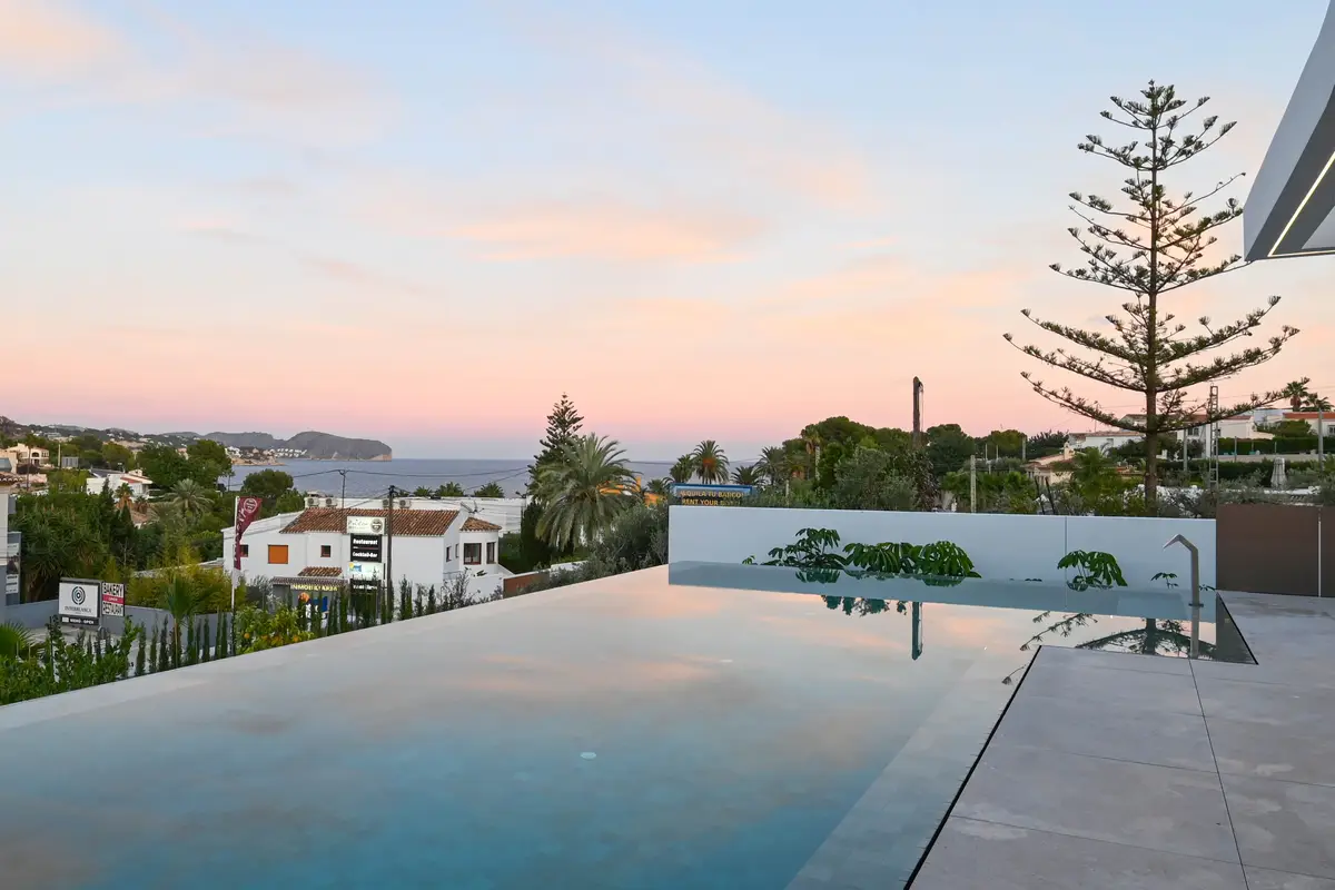 Villa with 4 bedrooms in Benissa, Alicante, €3,195,000
