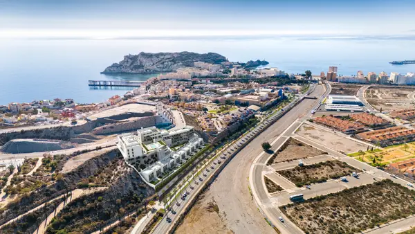 Apartment with 3 bedrooms in Águilas, Murcia, €288,000 — photo 2