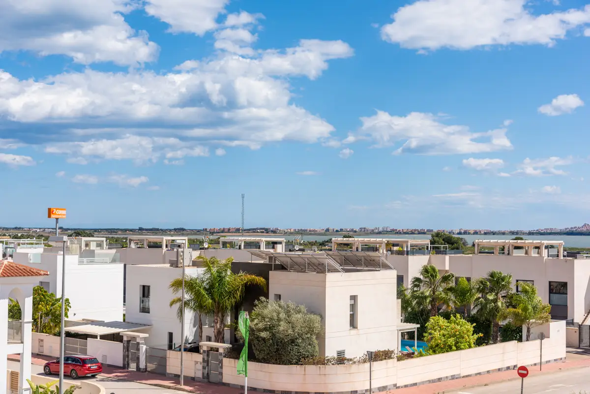 Detached with 5 bedrooms in Los Montesinos, Alicante, €780,000