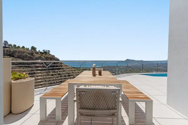 Villa with 4 bedrooms in Altea, Alicante, €2,146,000 — photo 2
