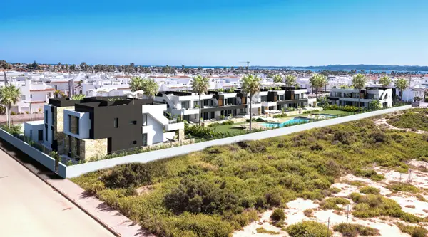 Bungalow with 2 bedrooms in Ciudad Quesada, Alicante, €339,000 — photo 3