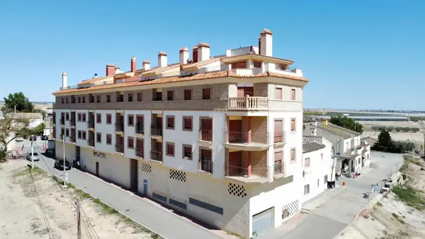 Apartment with 3 bedrooms in Jerónimo y Avileses, Murcia, €139,000 — photo 4