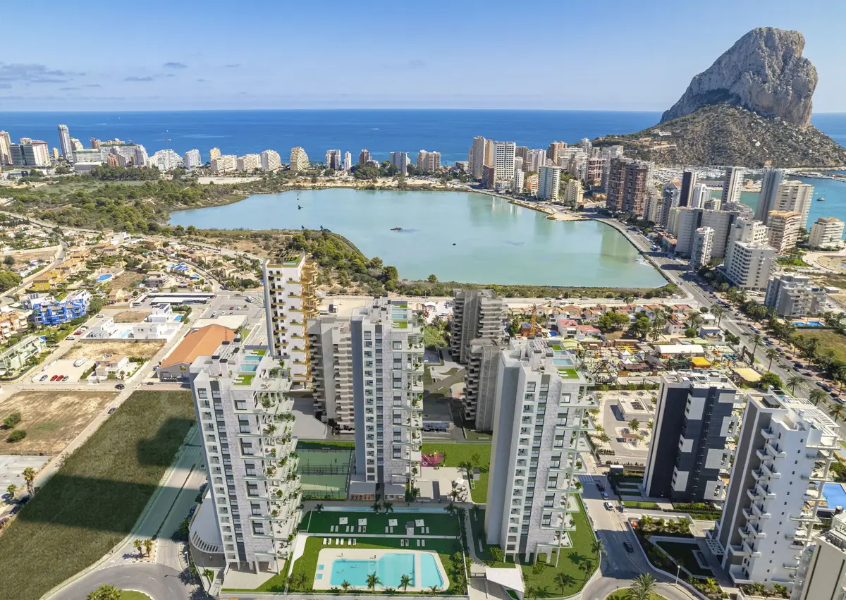 Apartment with 2 bedrooms in Calpe, Alicante, €440,000