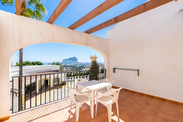 Bungalow with 2 bedrooms in Calpe, Alicante, €240,000 — photo 2