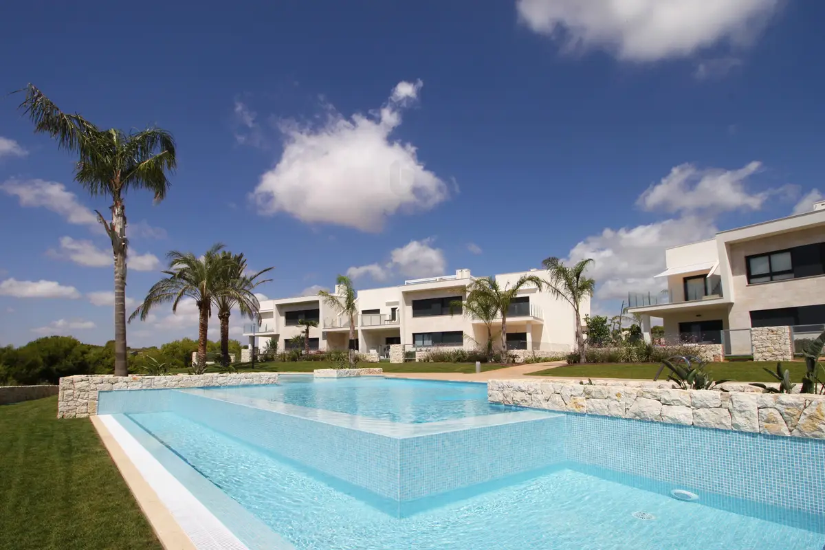 Apartment with 3 bedrooms in Pinar de Campoverde, Alicante, €329,900
