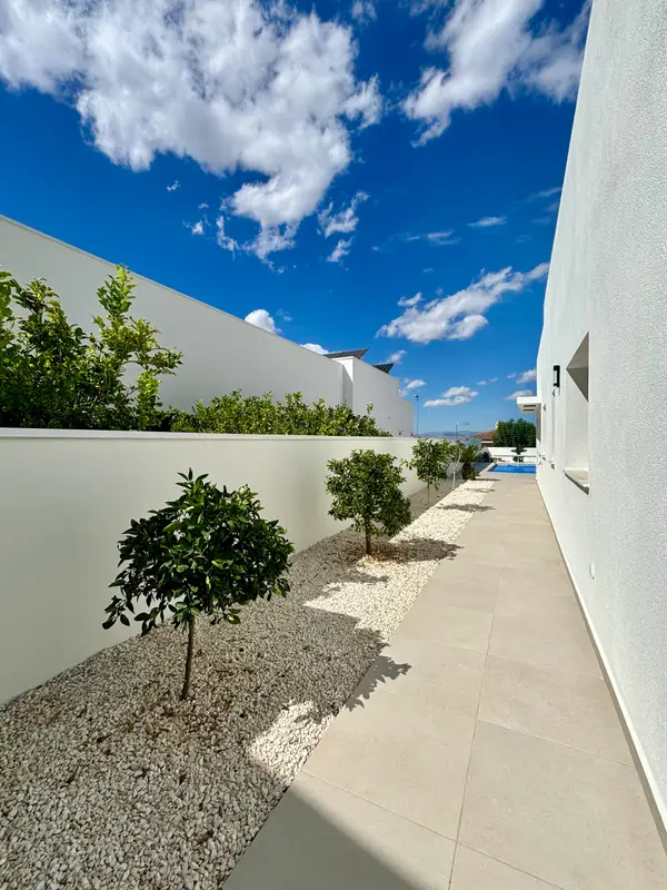 Detached with 3 bedrooms in Benijofar, Alicante, €589,000 — photo 4