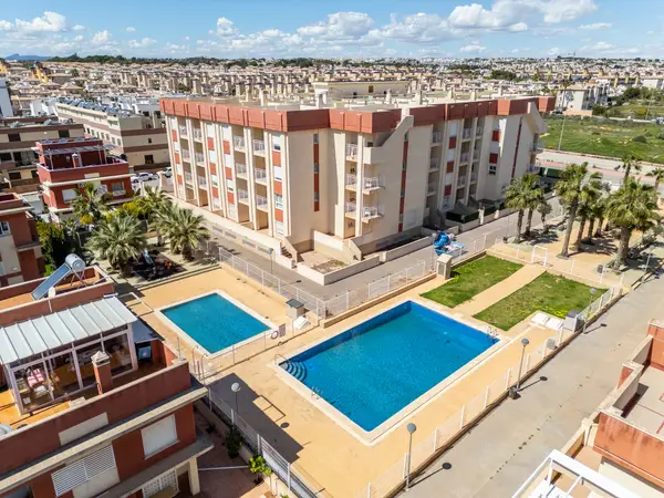Apartment with 2 bedrooms in Orihuela Costa, Alicante, €180,500 — photo 2