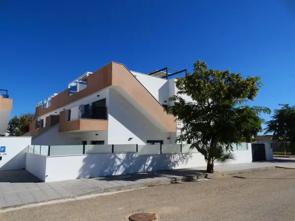 Bungalow with 3 bedrooms in Pilar de la Horadada, Alicante, €325,000 — photo 4