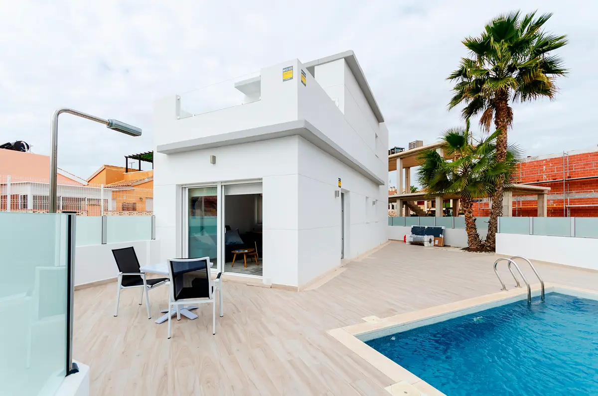 Detached with 3 bedrooms in Torrevieja, Alicante, €424,000