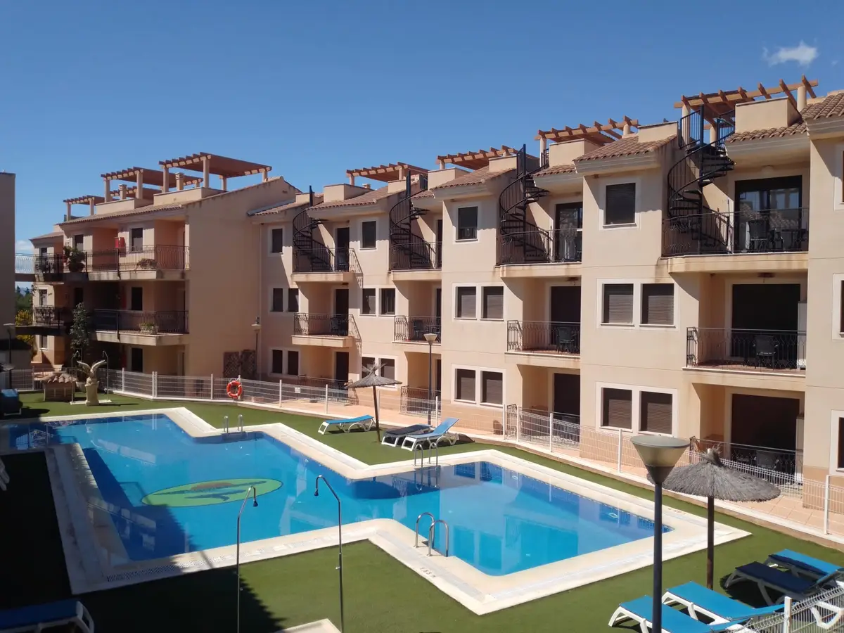 Apartment with 2 bedrooms in Águilas, Murcia, €110,000
