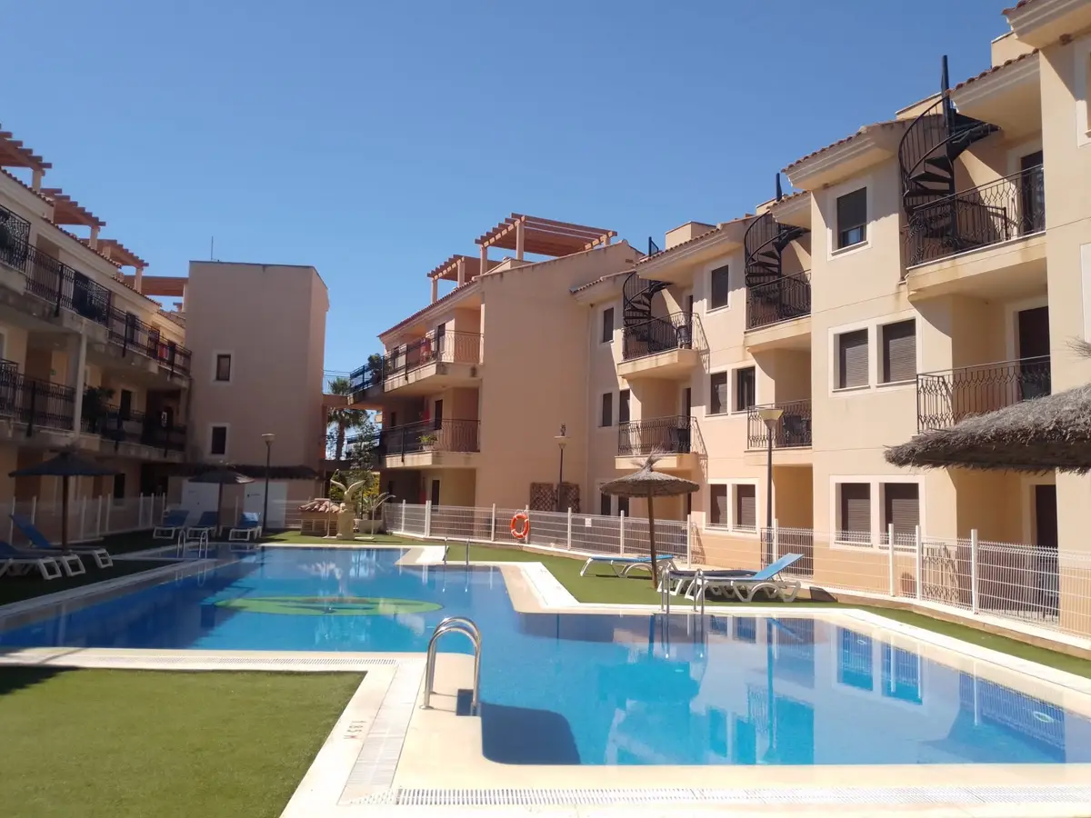 Penthouse with 2 bedrooms in Águilas, Murcia, €132,000