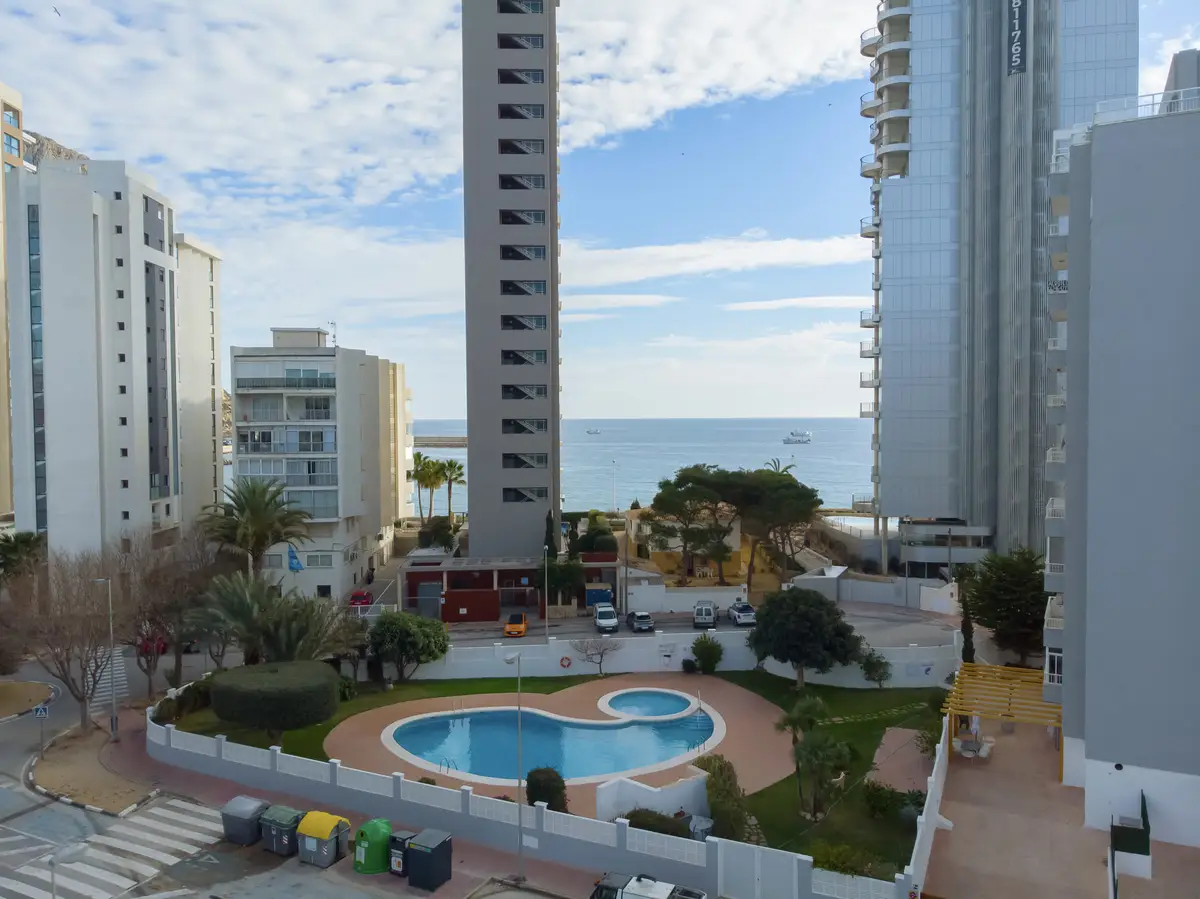 Apartment with 3 bedrooms in Calpe, Alicante, €676,000