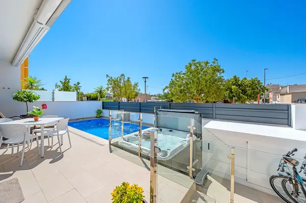 Townhouse with 3 bedrooms in Formentera del Segura, Alicante, €329,000 — photo 3