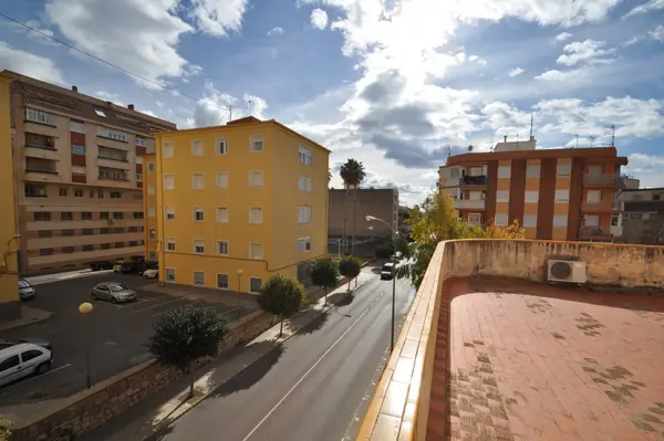 Townhouse with 12 bedrooms in Petrer, Alicante, €1,575,000 — photo 3