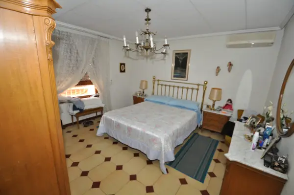 Townhouse with 12 bedrooms in Petrer, Alicante, €1,575,000 — photo 4