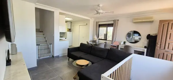 Villa with 3 bedrooms in Orihuela Costa, Alicante, €218,000 — photo 4
