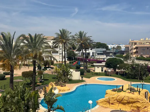 Apartment with 2 bedrooms in Dénia, Alicante, €293,000 — photo 2