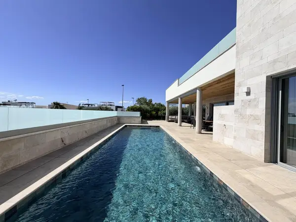 Villa with 5 bedrooms in Benijofar, Alicante, €1,750,000 — photo 4