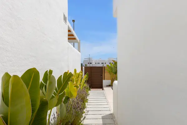 Villa with 3 bedrooms in Los Alcázares, Murcia, €539,000 — photo 4