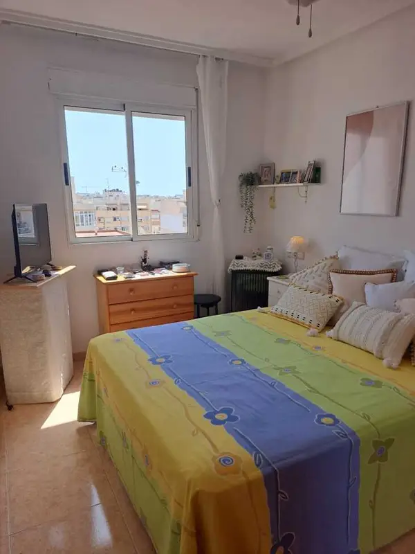 Apartment with 2 bedrooms in Torrevieja, Alicante, €124,999 — photo 3
