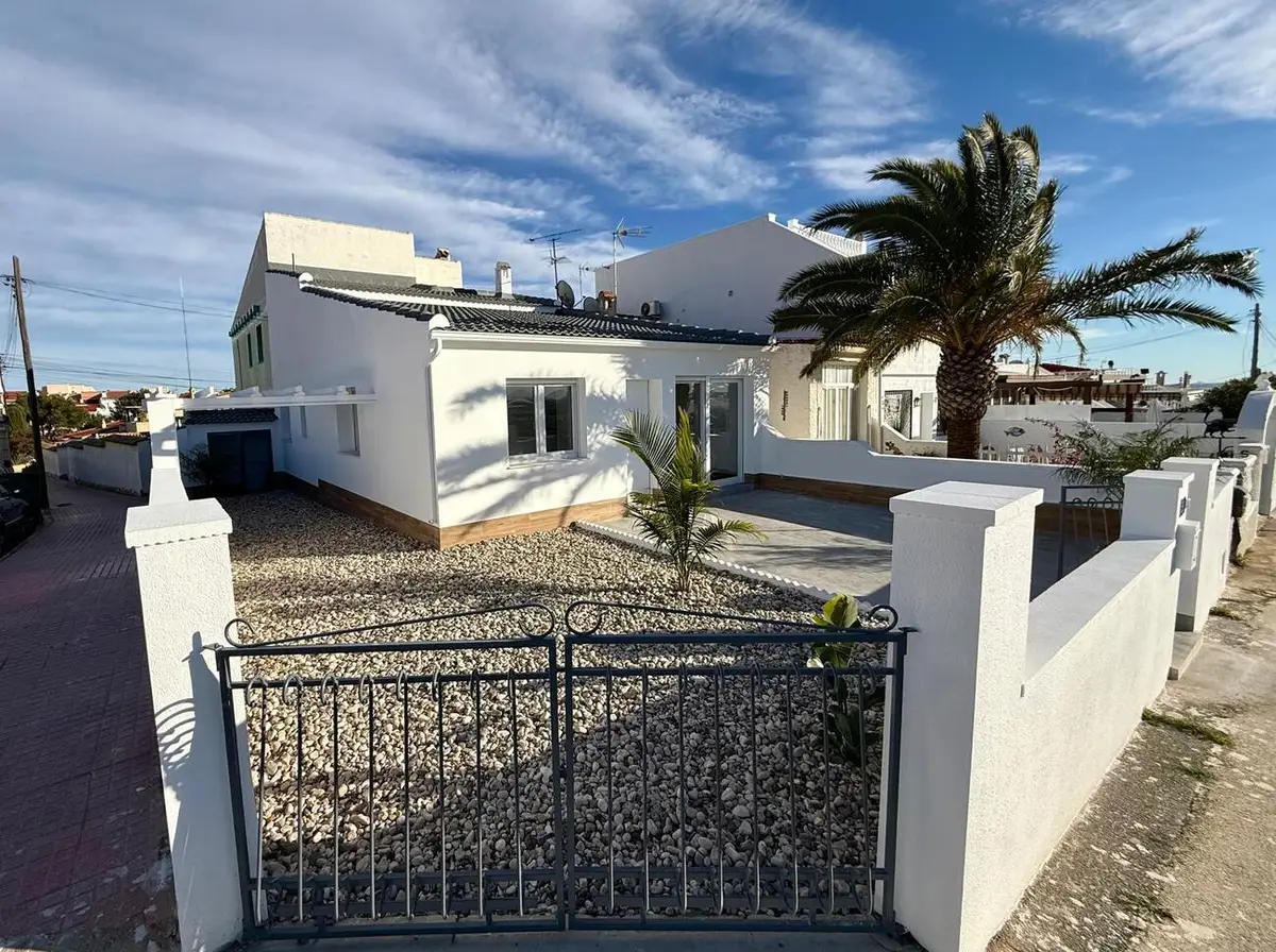 Semi_detached with 3 bedrooms in Rojales, Ciudad Quesada, Alicante, €249,000