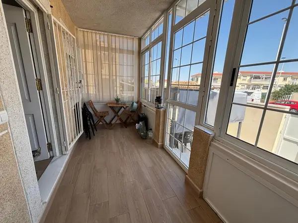 Apartment with 2 bedrooms in Torrevieja, Alicante, €169,900 — photo 3