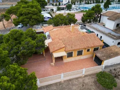 Semi_detached with 3 bedrooms in Orihuela Costa, Alicante, €547,000