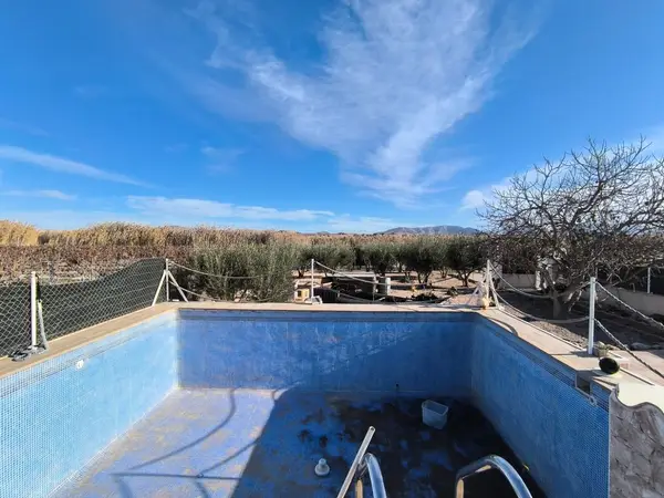 Villa with 5 bedrooms in Villena, Alicante, €249,500 — photo 3