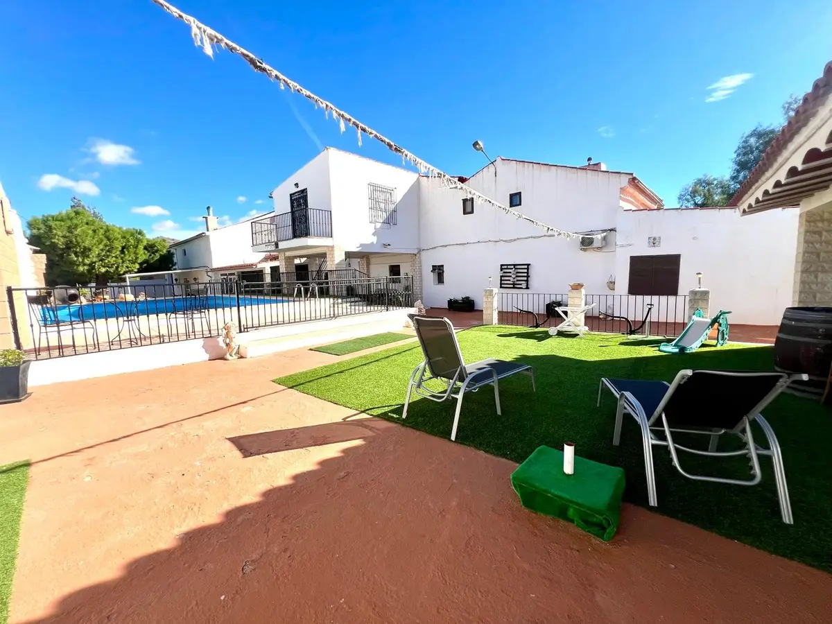 Finca with 5 bedrooms in Jumilla, Murcia, €499,995