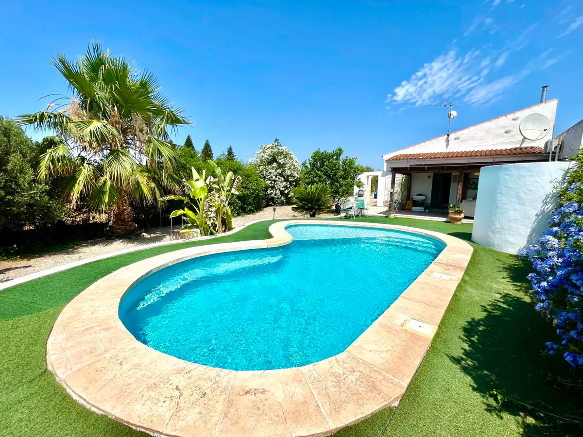 Villa with 4 bedrooms in Daya Nueva, Alicante, €395,000