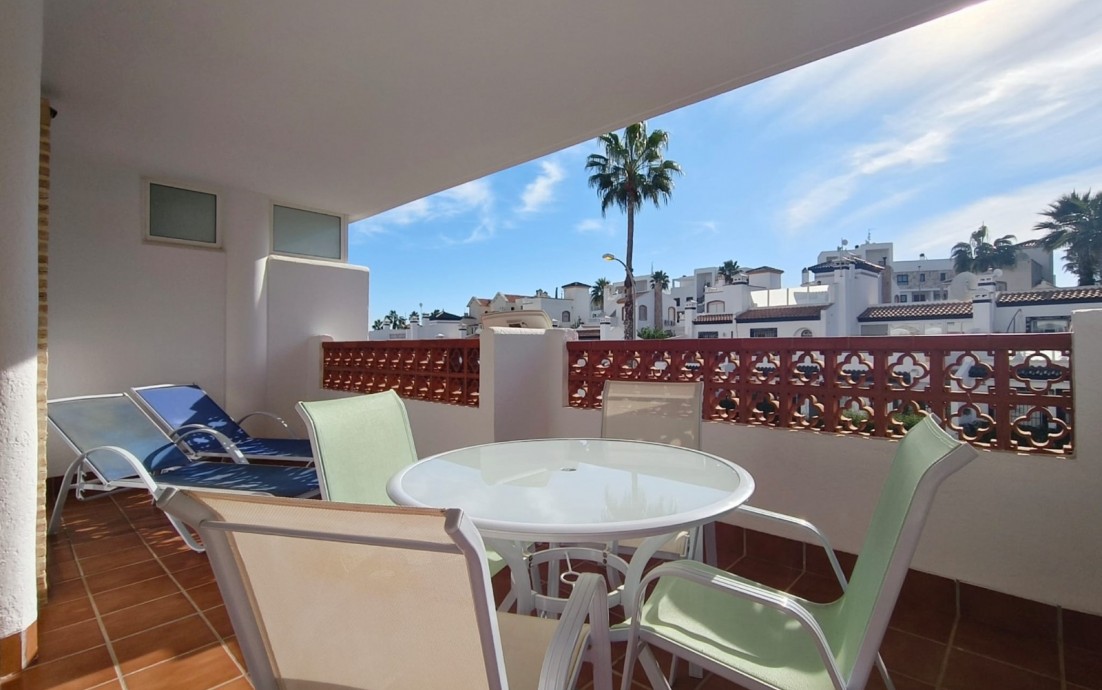Herverkoop - Apartment / flat - Orihuela Costa - Villamartín