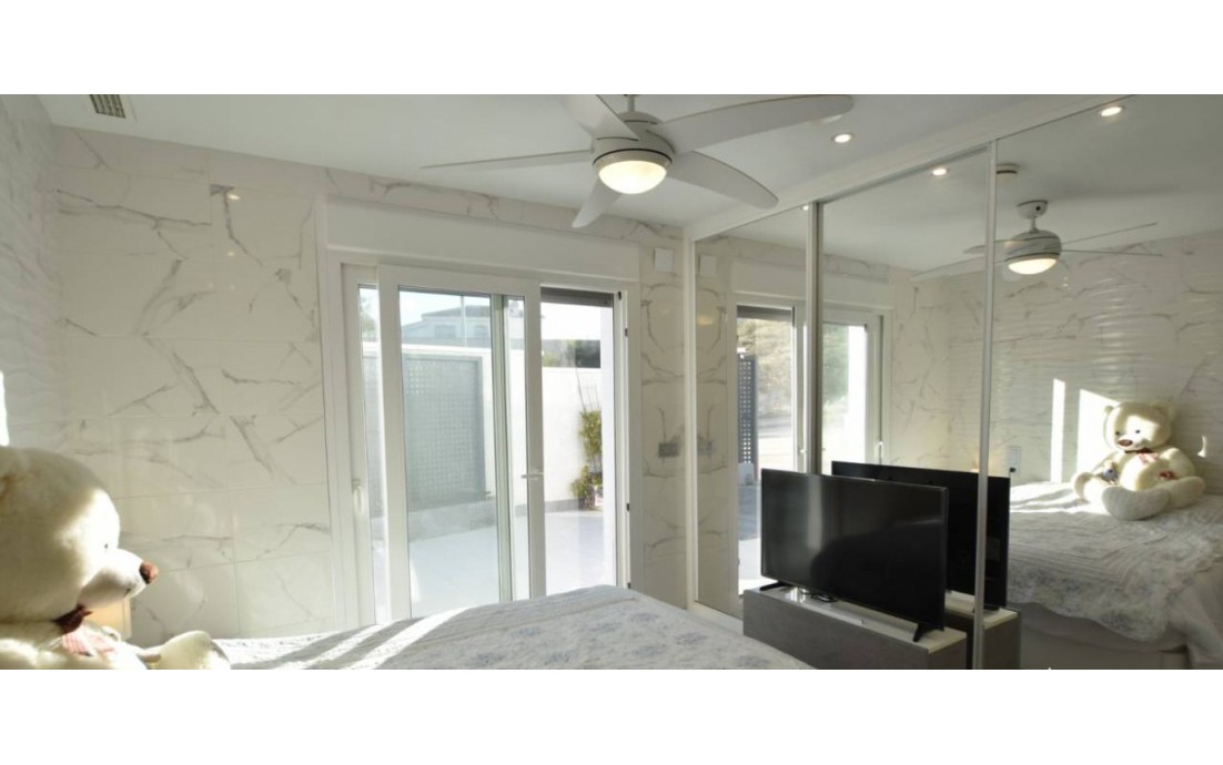 Nouvelle construction - Detached chalet - Ciudad Quesada