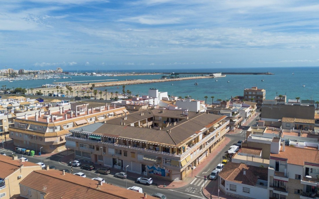 Nueva construcción  - Ground floor apartment - Torrevieja - Playa De Los Naufragos