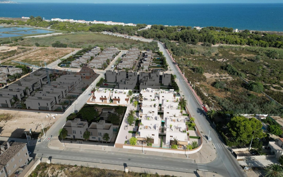 Nueva construcción  - Semidetached - La Marina - El pinet